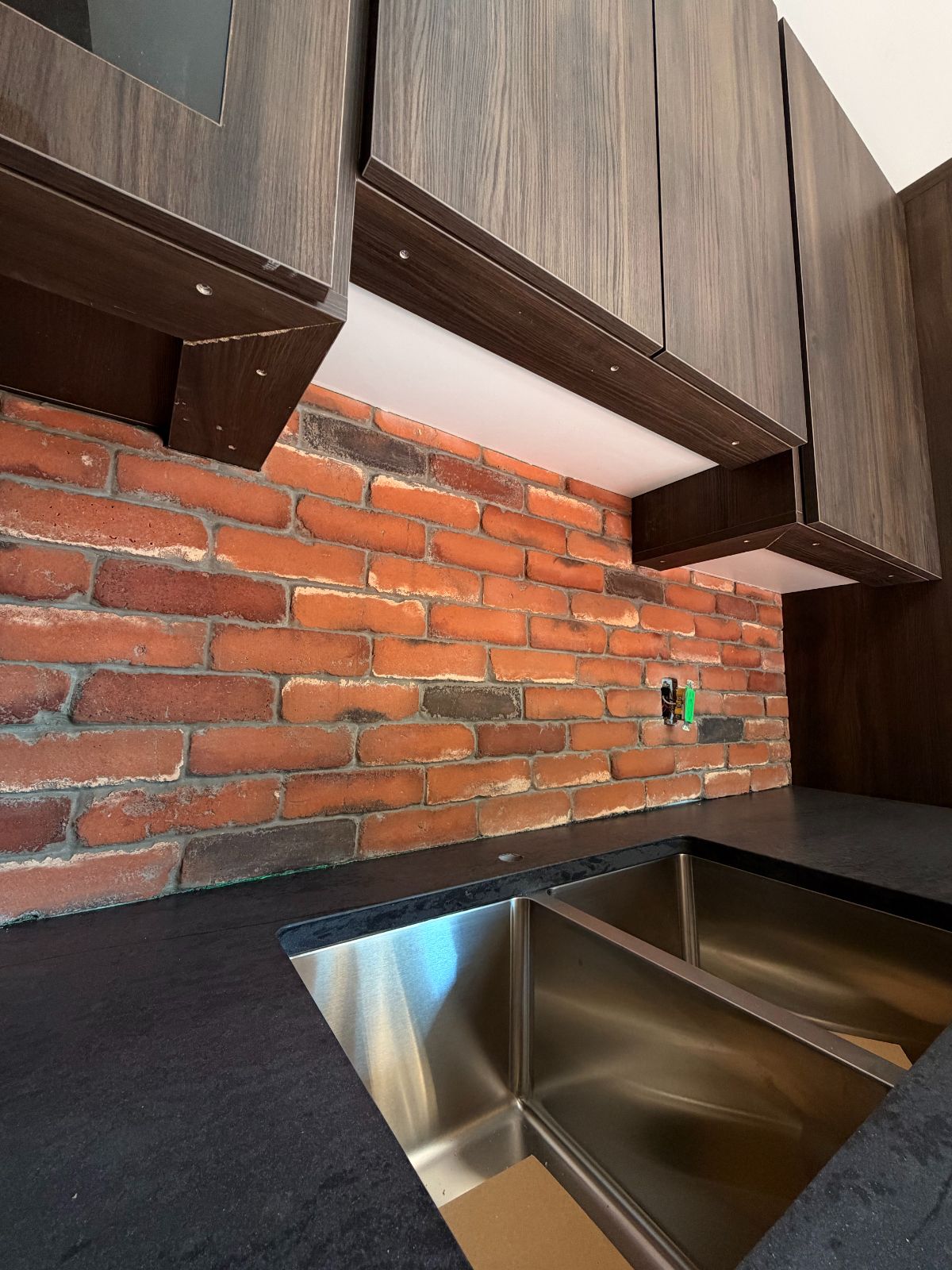 kitchen renovation backsplash