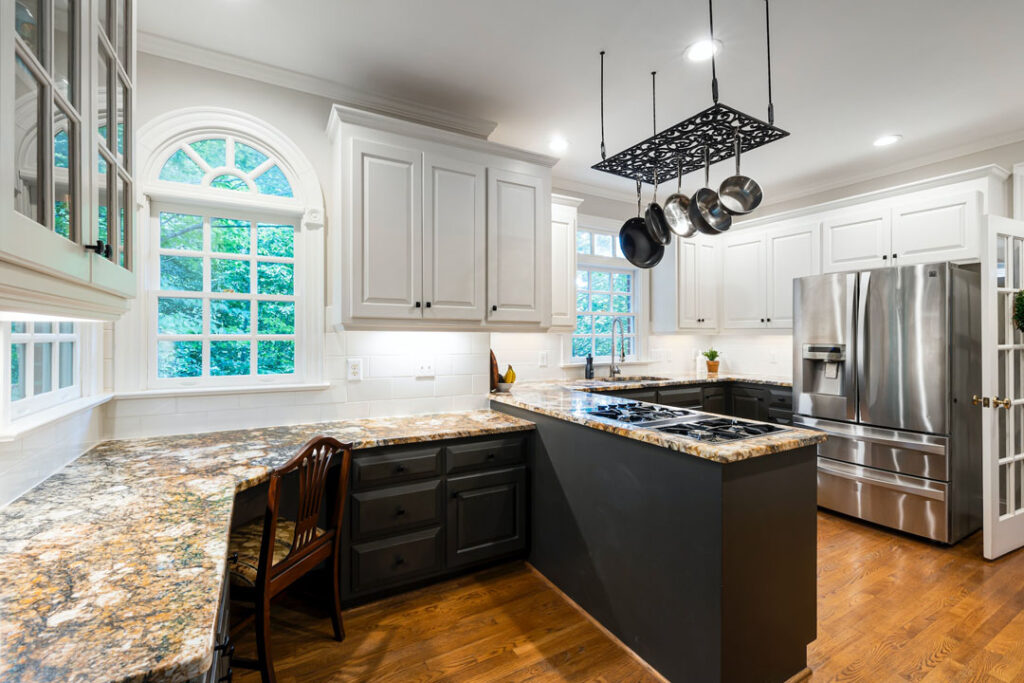 Kitchen Countertops & Backsplashes